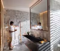 Villa Casabama II Panggung, Master Bathroom